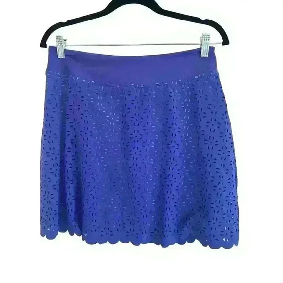 Title nine Pants - Women's Title Nine Nimblene Purple Laser Cut Scalloped Skort | M